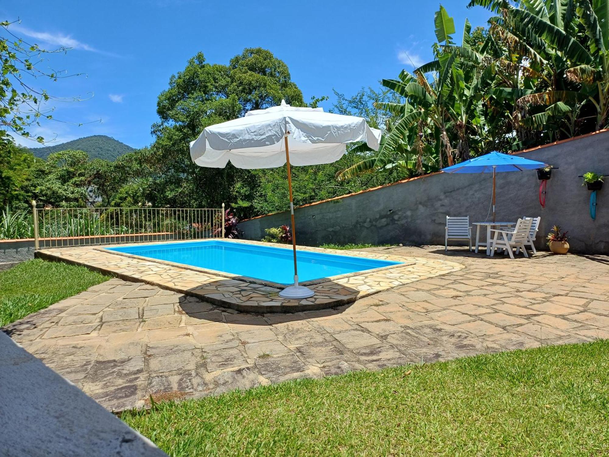 Cantinho Da Serra * Miguel Pereira
